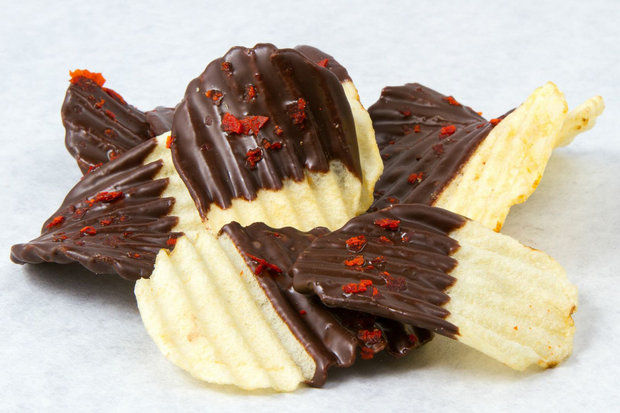 http://www.sugar-plum.com/Sriracha-Dusted-Dark-Chocolate-Dipped-Potato-Chips-p/10-28311.htm