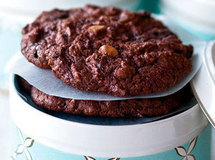 Cherry-nut-mudslide-cookies-xl_thumb