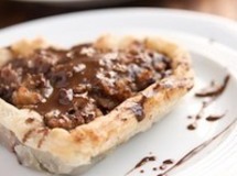 Chocolate-walnut-date-tarts-001_thumb
