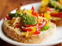 Vegan_bell_pepper_pesto_panini_thumb