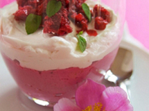 Raspberry_parfait_with_raspberry_granita_thumb