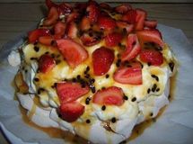 7d522153c842e496c7a0106363bb0240squishy_pavlova-dressed_thumb