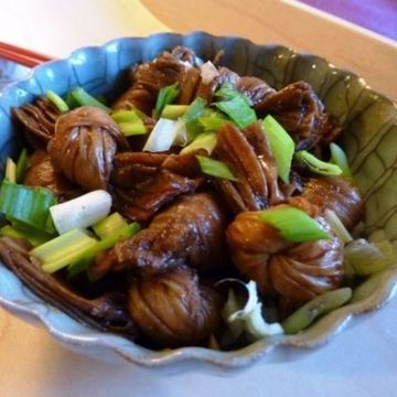 Braised Yuba Knots
