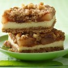 Apple Streusel Cheesecake Bars