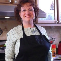 Angelacooks1_thumb